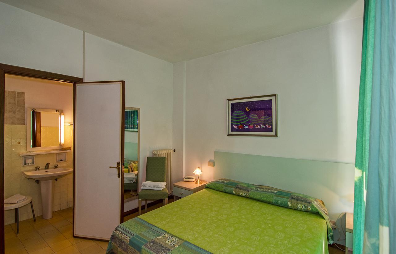 Hotel San Domingo ليدو دي كامايوري المظهر الخارجي الصورة