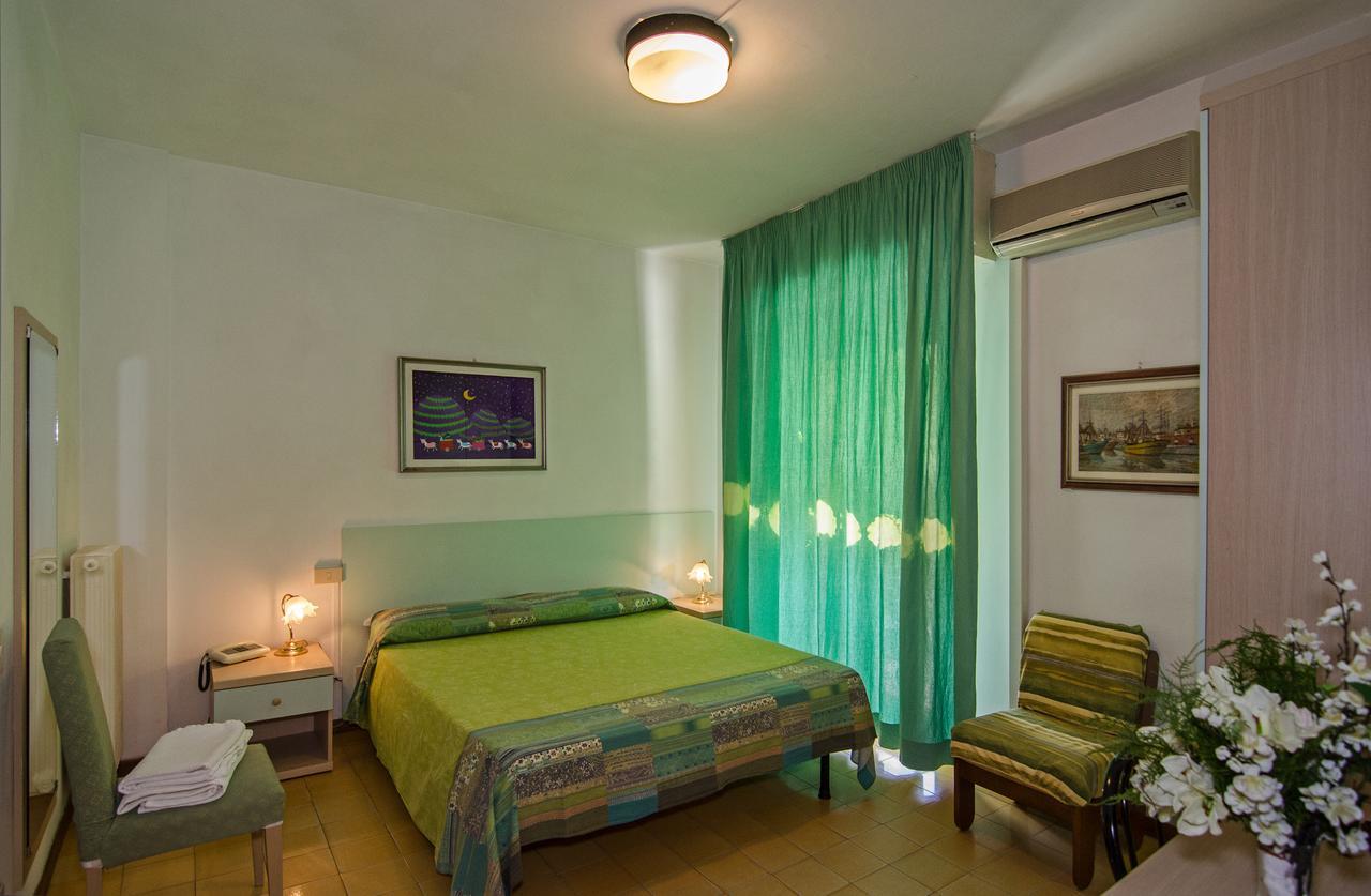 Hotel San Domingo ليدو دي كامايوري المظهر الخارجي الصورة